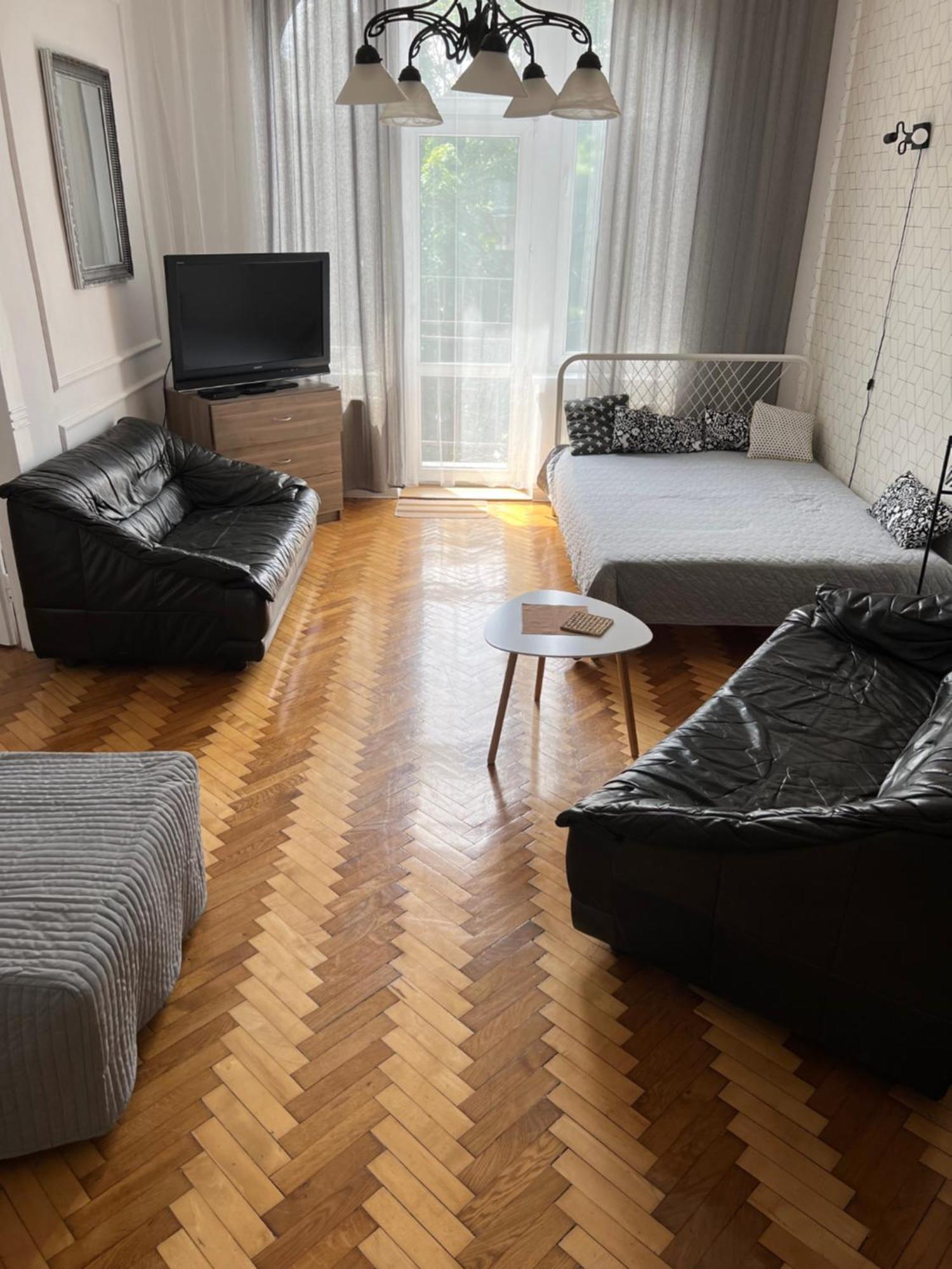 Large Next To Main Station - 85 M2 Kraków
